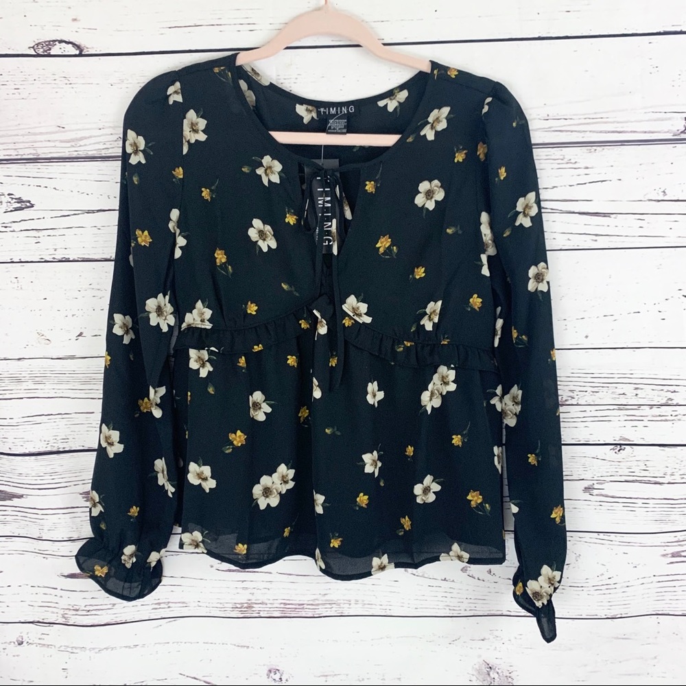 TIMING Floral Cuff Sleeve Dressy Blouse